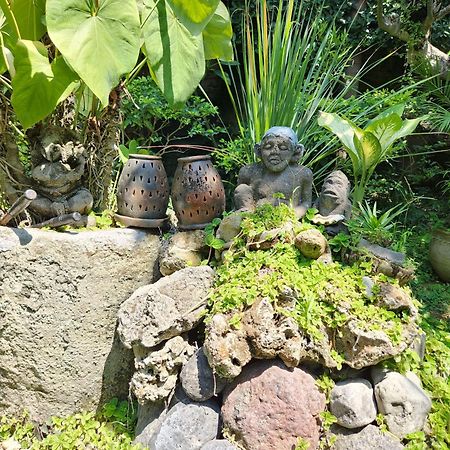 Villa Nesanur - Comfortable & Spacious Beachside Sanur Ngoại thất bức ảnh