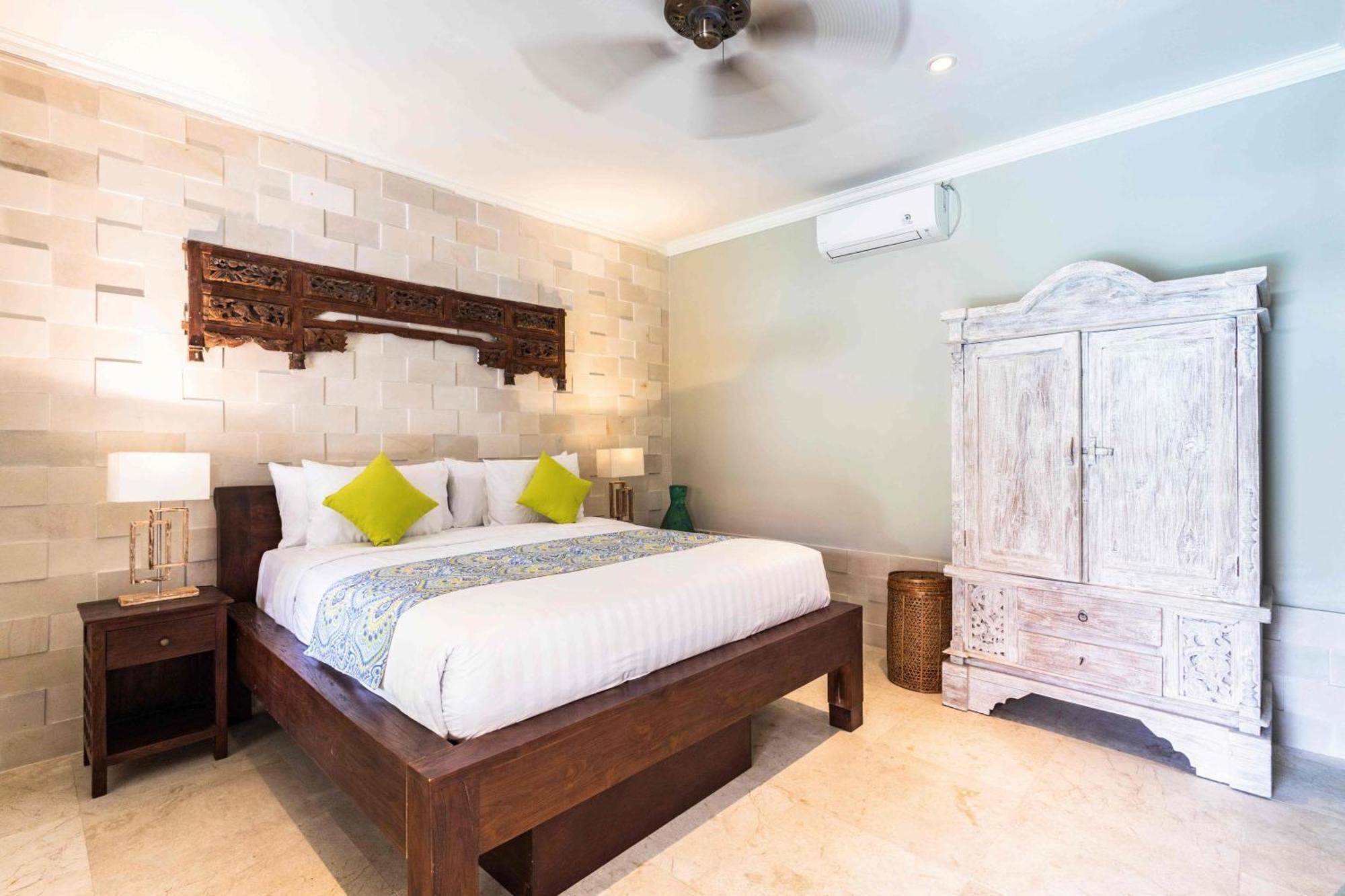 Villa Nesanur - Comfortable & Spacious Beachside Sanur Ngoại thất bức ảnh